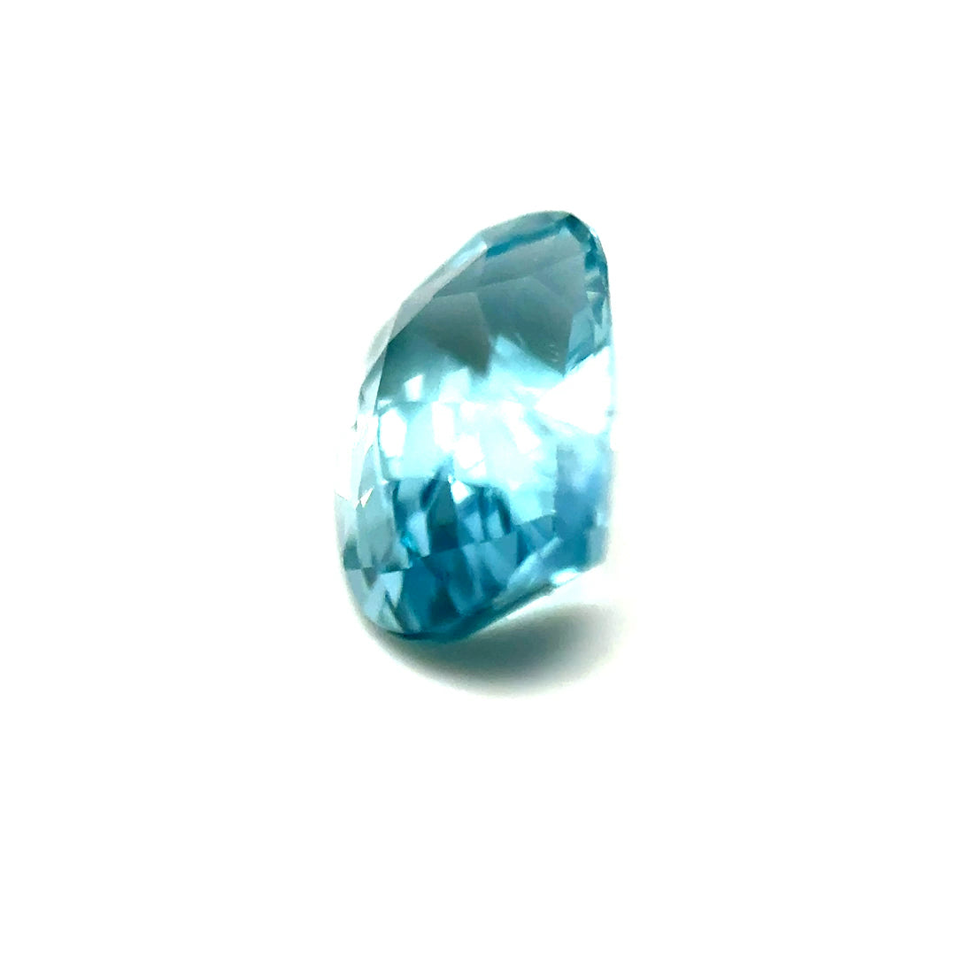 1.04 ct Rectangular Pale Blue Aquamarine