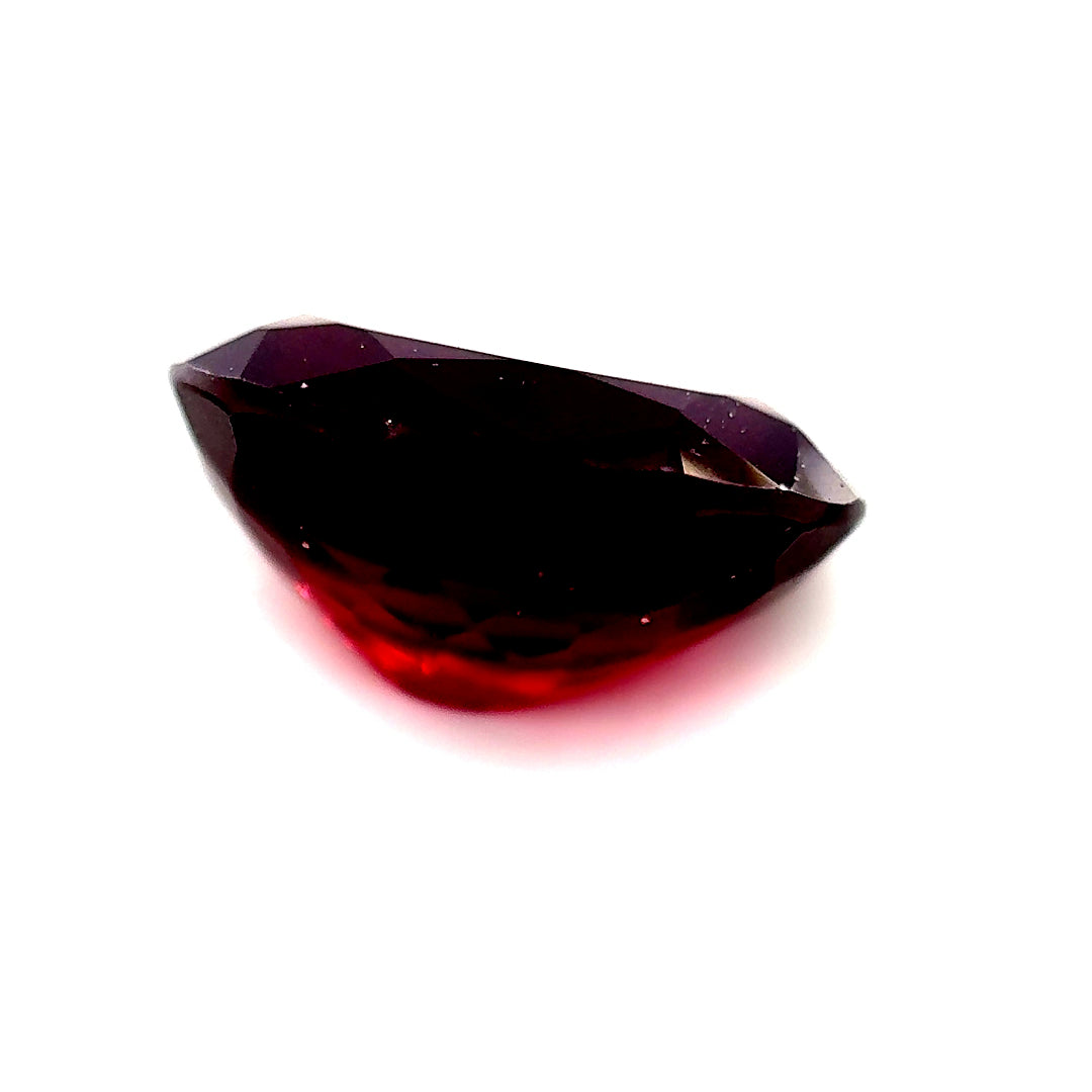 6.46 ct Oval Red Rhodolite Garnet
