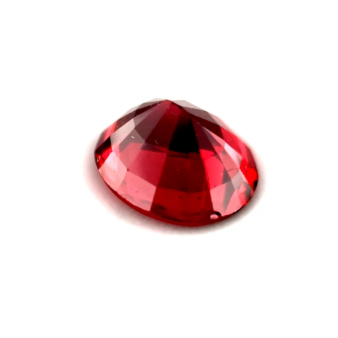 1.88 ct Oval Red Rhodolite