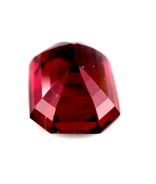 6.67 ct Octagonal Red Rhodolite Garnet