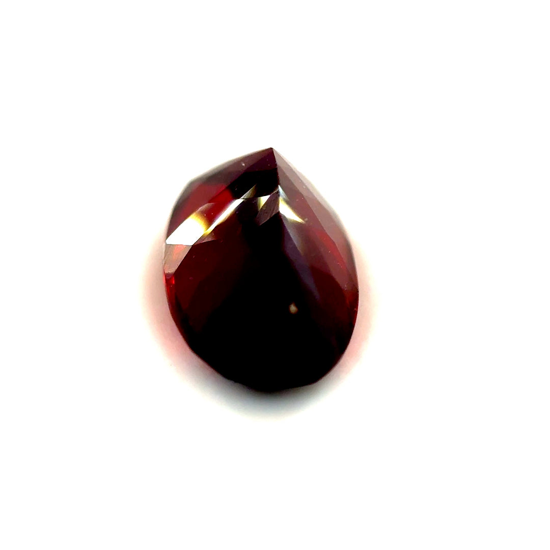 3.35 ct Oval Red Rhodolite Garnet