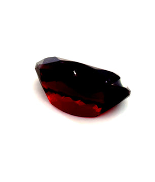 3.35 ct Oval Red Rhodolite Garnet
