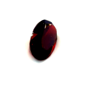 3.35 ct Oval Red Rhodolite Garnet