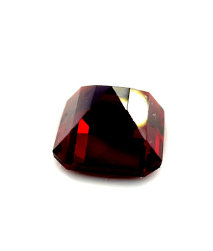 3.72 ct Octagonal Red Rhodolite Garnet
