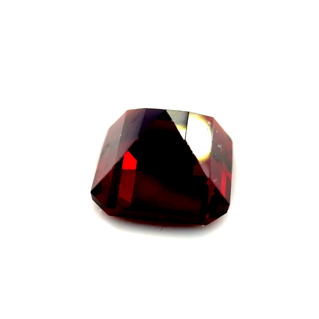 3.72 ct Octagonal Red Rhodolite Garnet