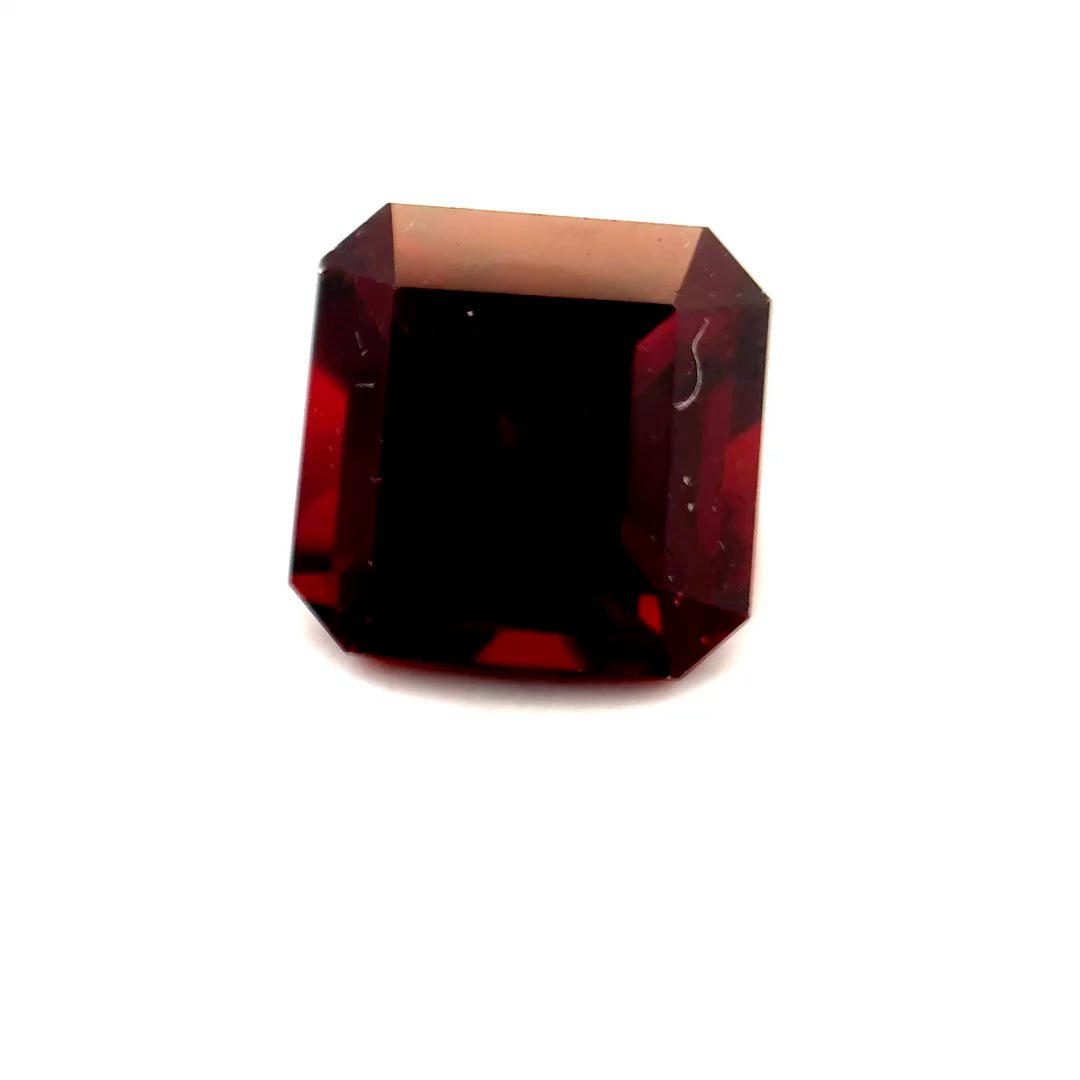 3.72 ct Octagonal Red Rhodolite Garnet
