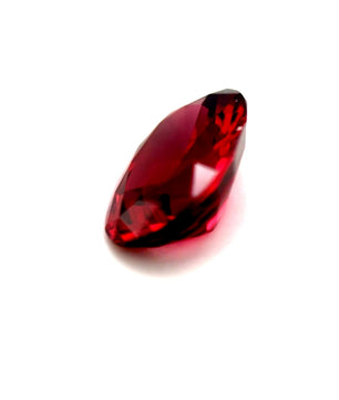 3.09 ct Oval Purplish-Red Rhodolite Garnet