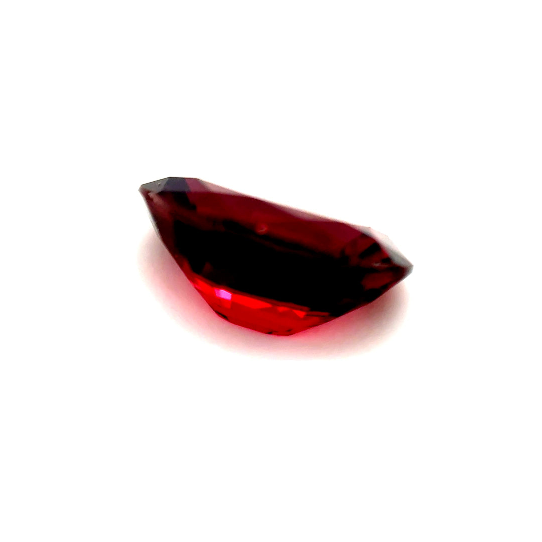 3.09 ct Oval Purplish-Red Rhodolite Garnet