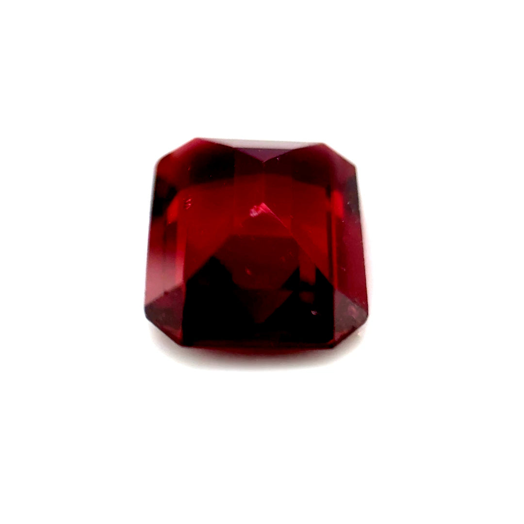 3.90 ct Octagonal Red Rhodolite Garnet