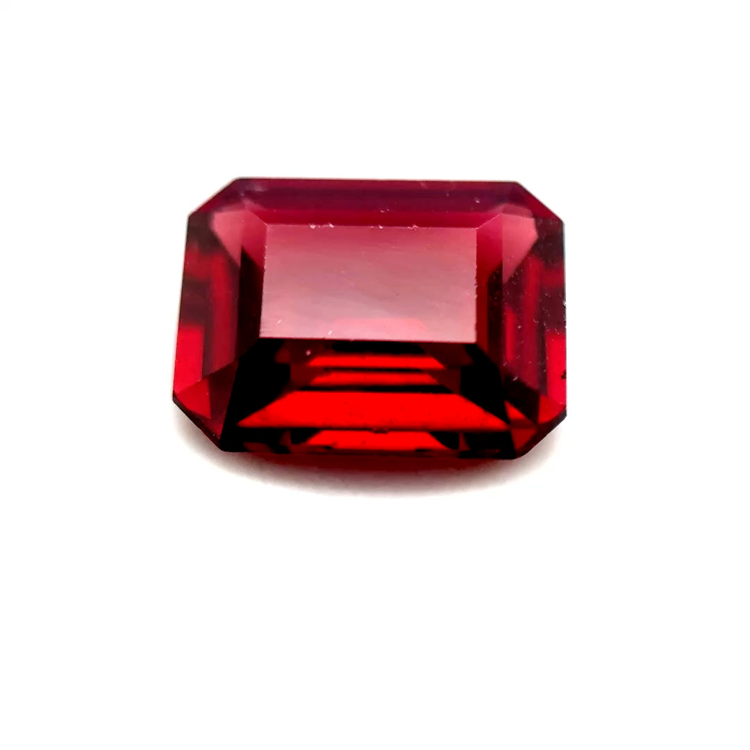 3.90 ct Octagonal Red Rhodolite Garnet