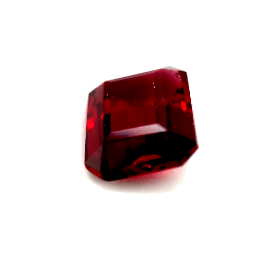 3.90 ct Octagonal Red Rhodolite Garnet