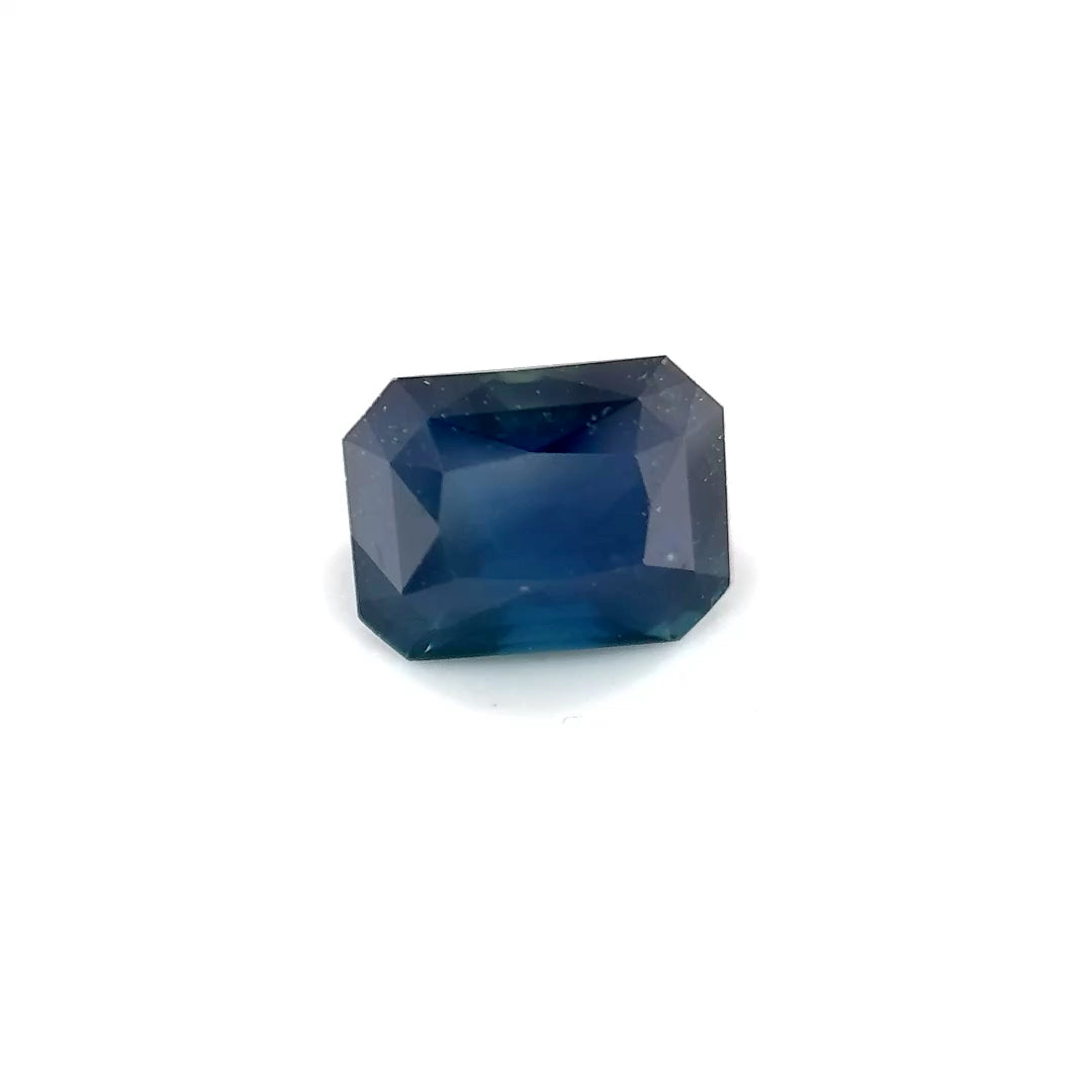 2.57 ct Octagonal Royal Blue Sapphire