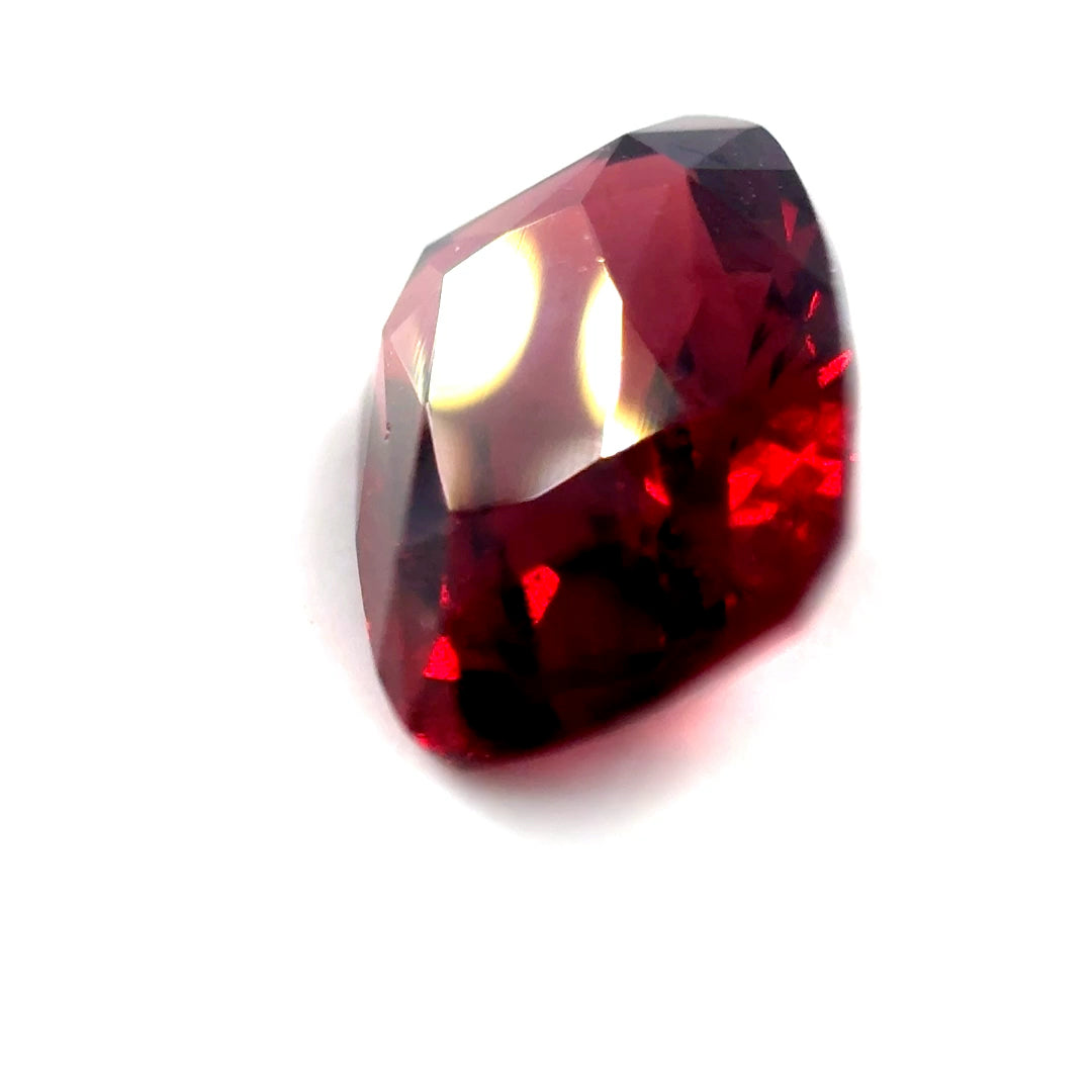4.31 ct Rectangular Red Rhodolite Garnet