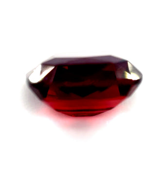 4.31 ct Rectangular Red Rhodolite Garnet