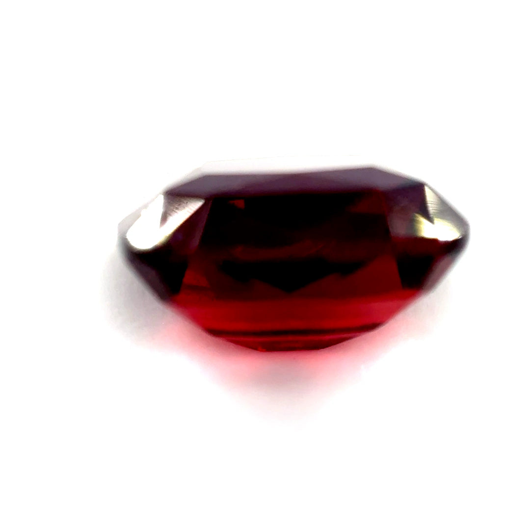 4.31 ct Rectangular Red Rhodolite Garnet