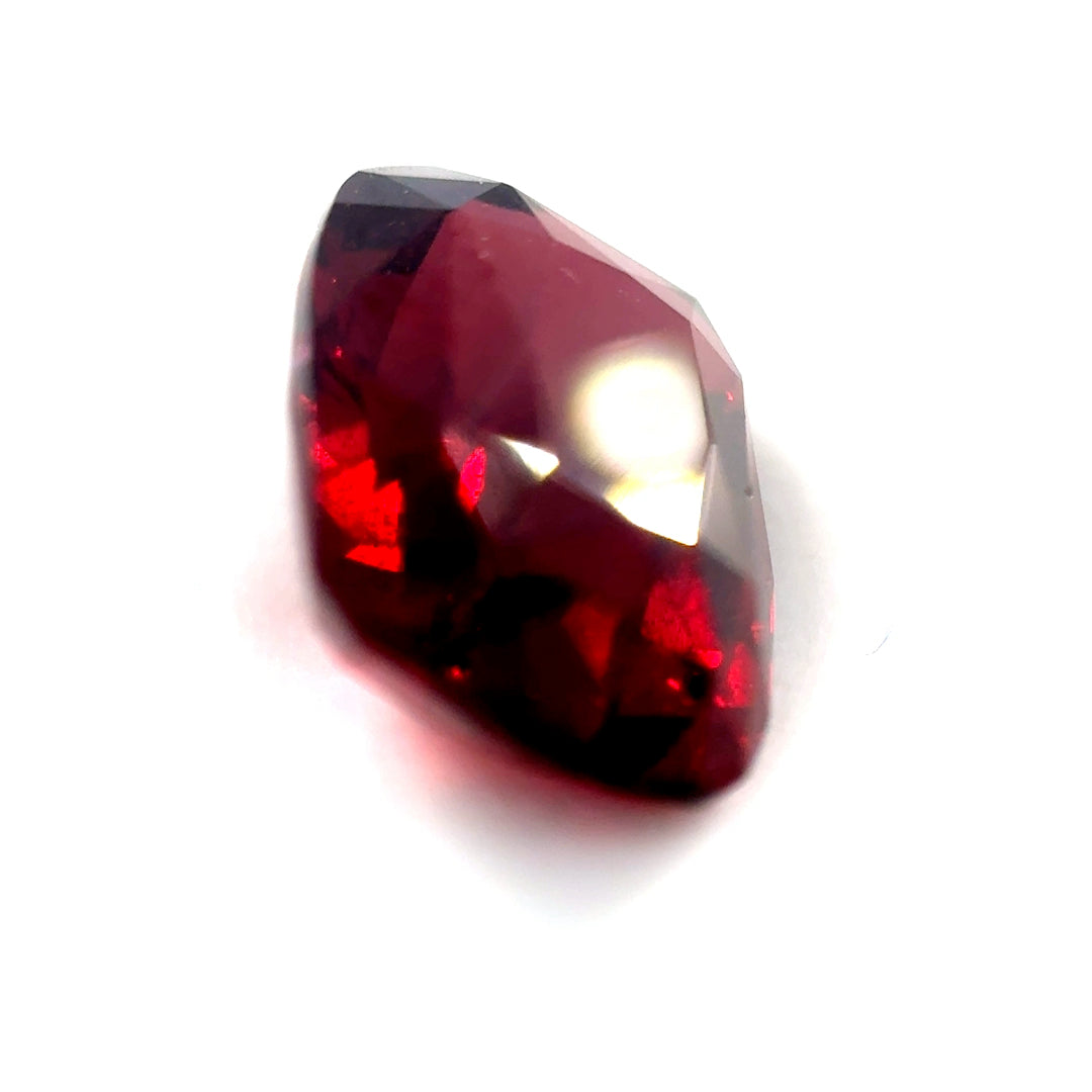 4.31 ct Rectangular Red Rhodolite Garnet