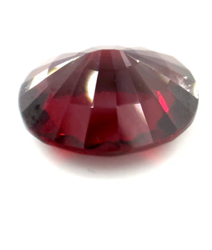 7.71 ct Oval Red Rhodolite Garnet
