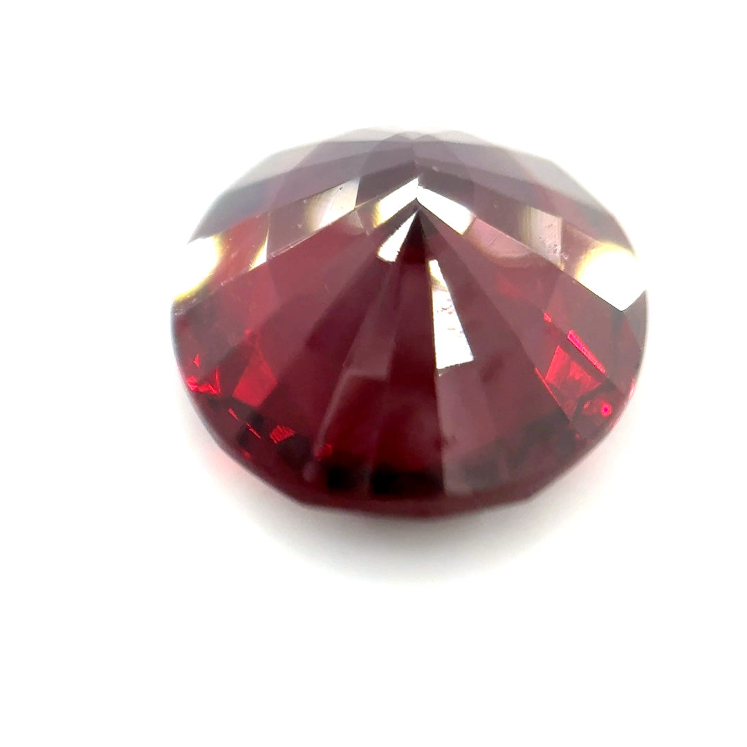 7.71 ct Oval Red Rhodolite Garnet