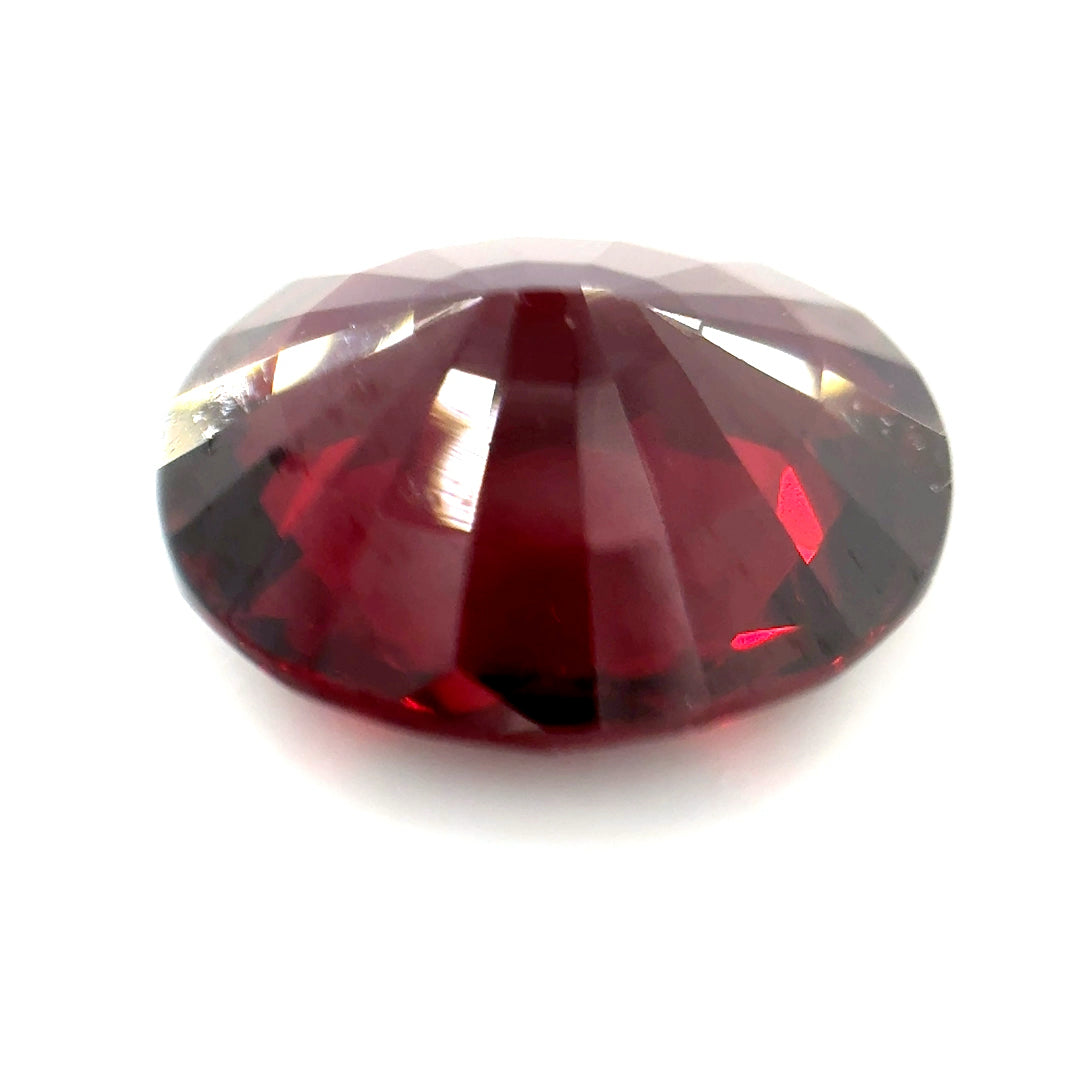 7.71 ct Oval Red Rhodolite Garnet