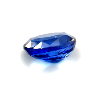 1.72 ct Oval Royal Blue Sapphire