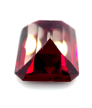 7.67 ct Octagonal Red Rhodolite