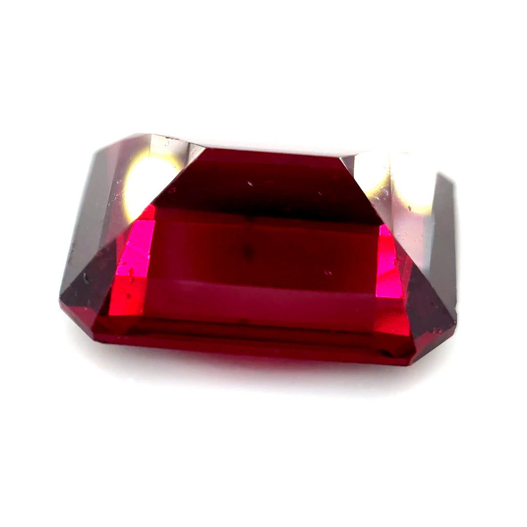 7.67 ct Octagonal Red Rhodolite