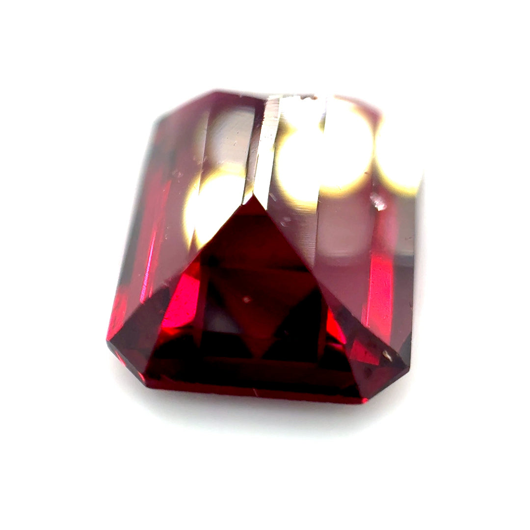 7.67 ct Octagonal Red Rhodolite