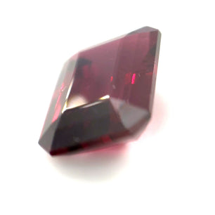 7.67 ct Octagonal Red Rhodolite