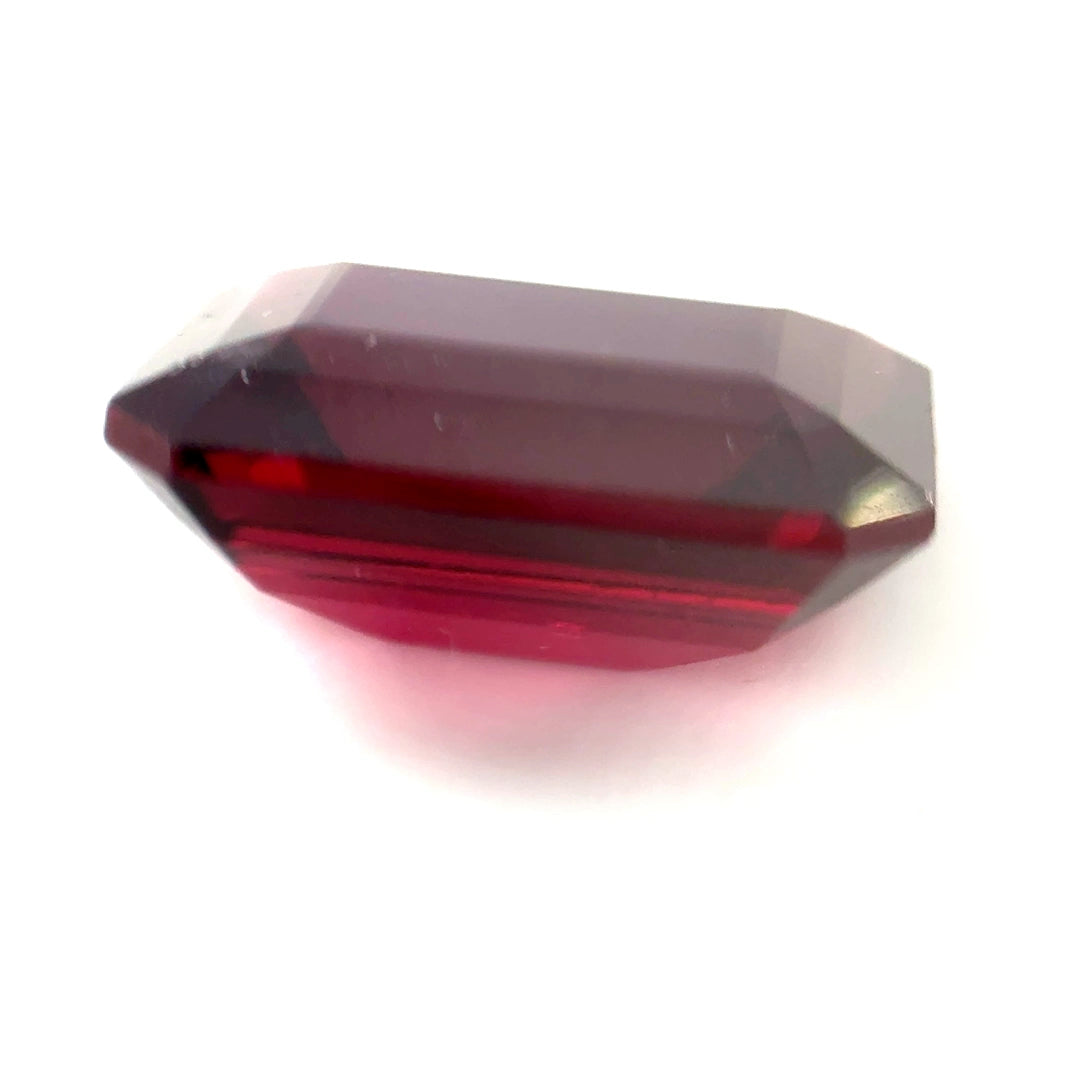 7.67 ct Octagonal Red Rhodolite