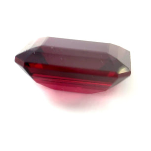 7.67 ct Octagonal Red Rhodolite