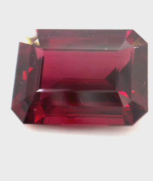 7.67 ct Octagonal Red Rhodolite