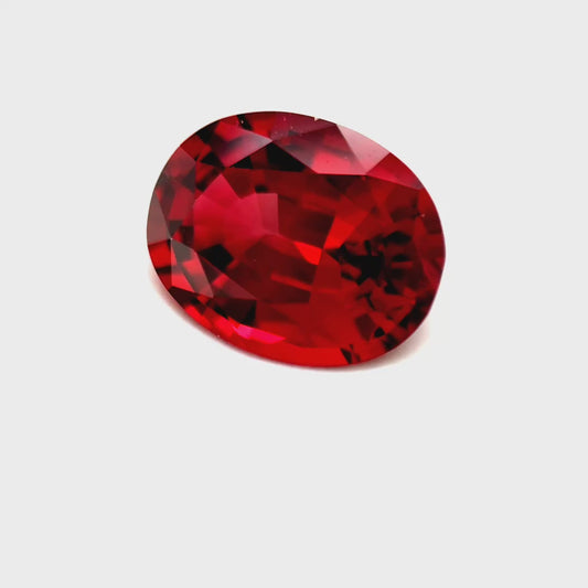 3.09 ct Oval Purplish-Red Rhodolite Garnet