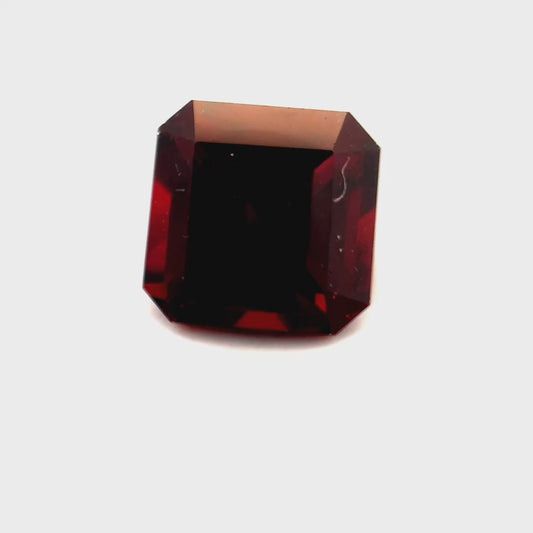 3.72 ct Octagonal Red Rhodolite Garnet
