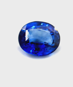 1.72 ct Oval Royal Blue Sapphire