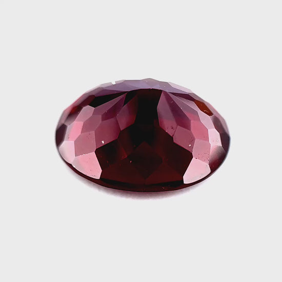 6.67  ct Oval Red Rhodolite Garnet