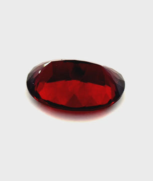 3.35 ct Oval Red Rhodolite Garnet