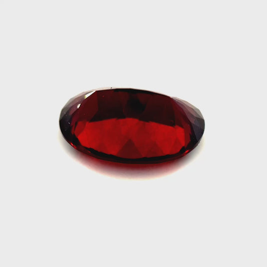 3.35 ct Oval Red Rhodolite Garnet