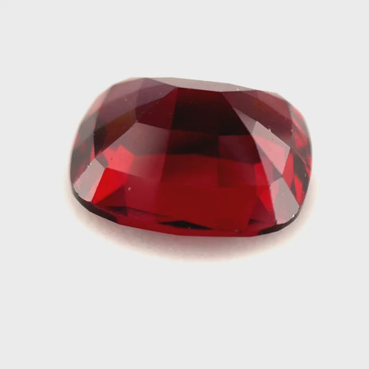 4.31 ct Rectangular Red Rhodolite Garnet