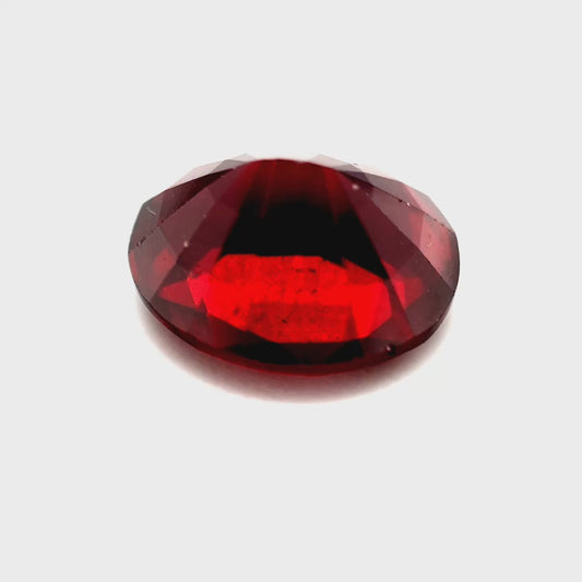 5.47 ct Oval Red Rhodolite Garnet