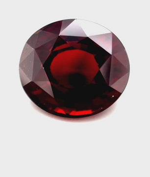 7.98 ct Oval Red Rhodolite Garnet