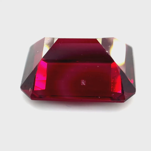 7.67 ct Octagonal Red Rhodolite
