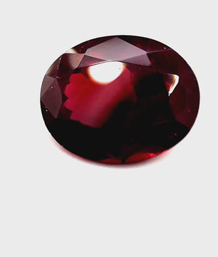 6.46 ct Oval Red Rhodolite Garnet